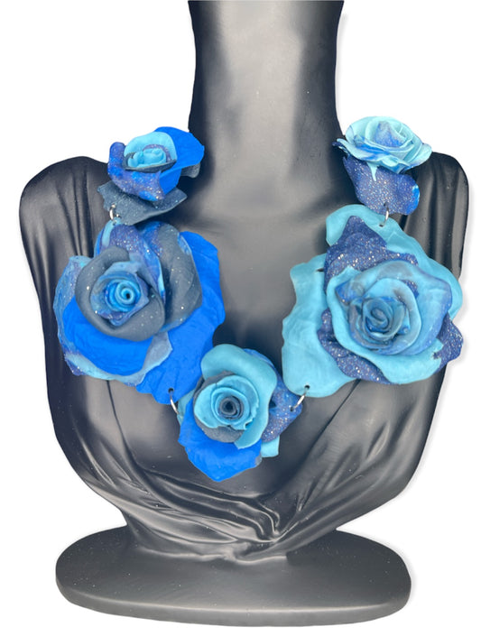 Deep blue sea St. Rose necklace