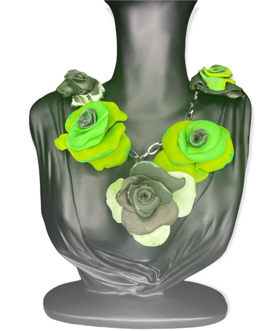 Garden green St. Rose necklace