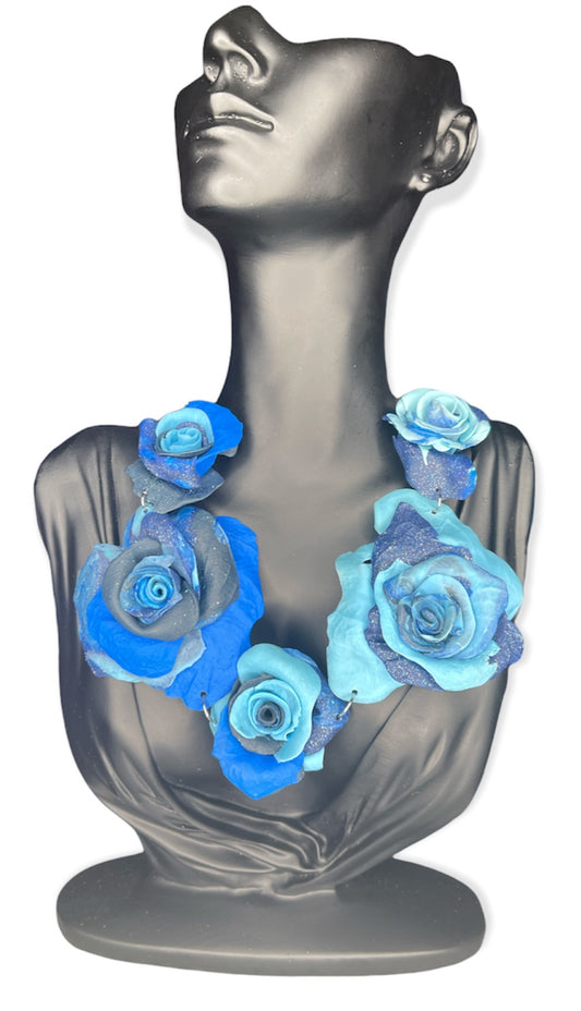 Deep blue sea St. Rose necklace