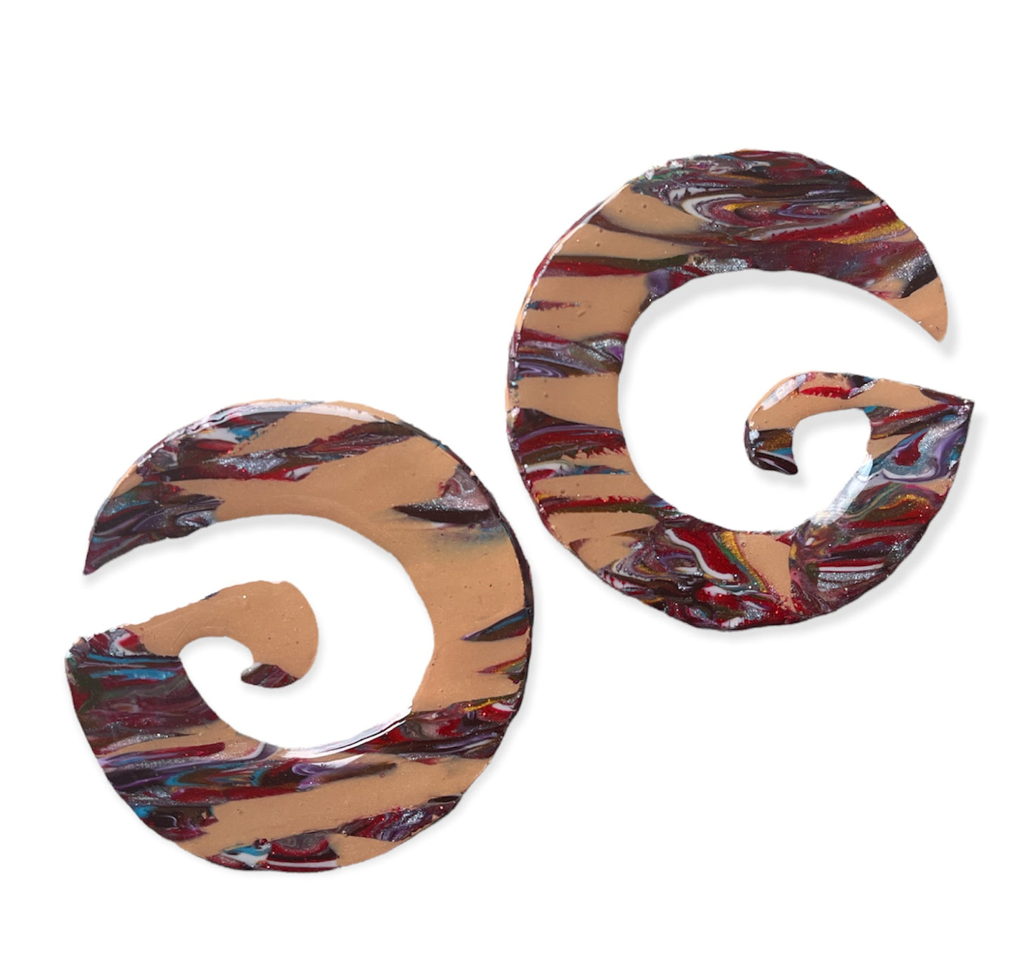 Girl Roar GG’s earrings