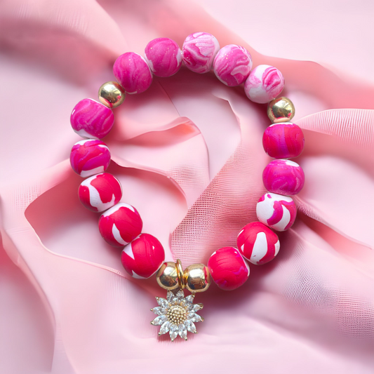 Love me love me not bracelet