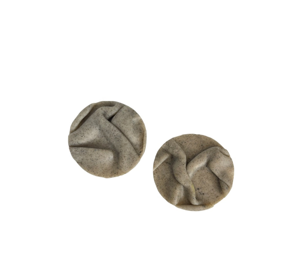 Silk round earrings