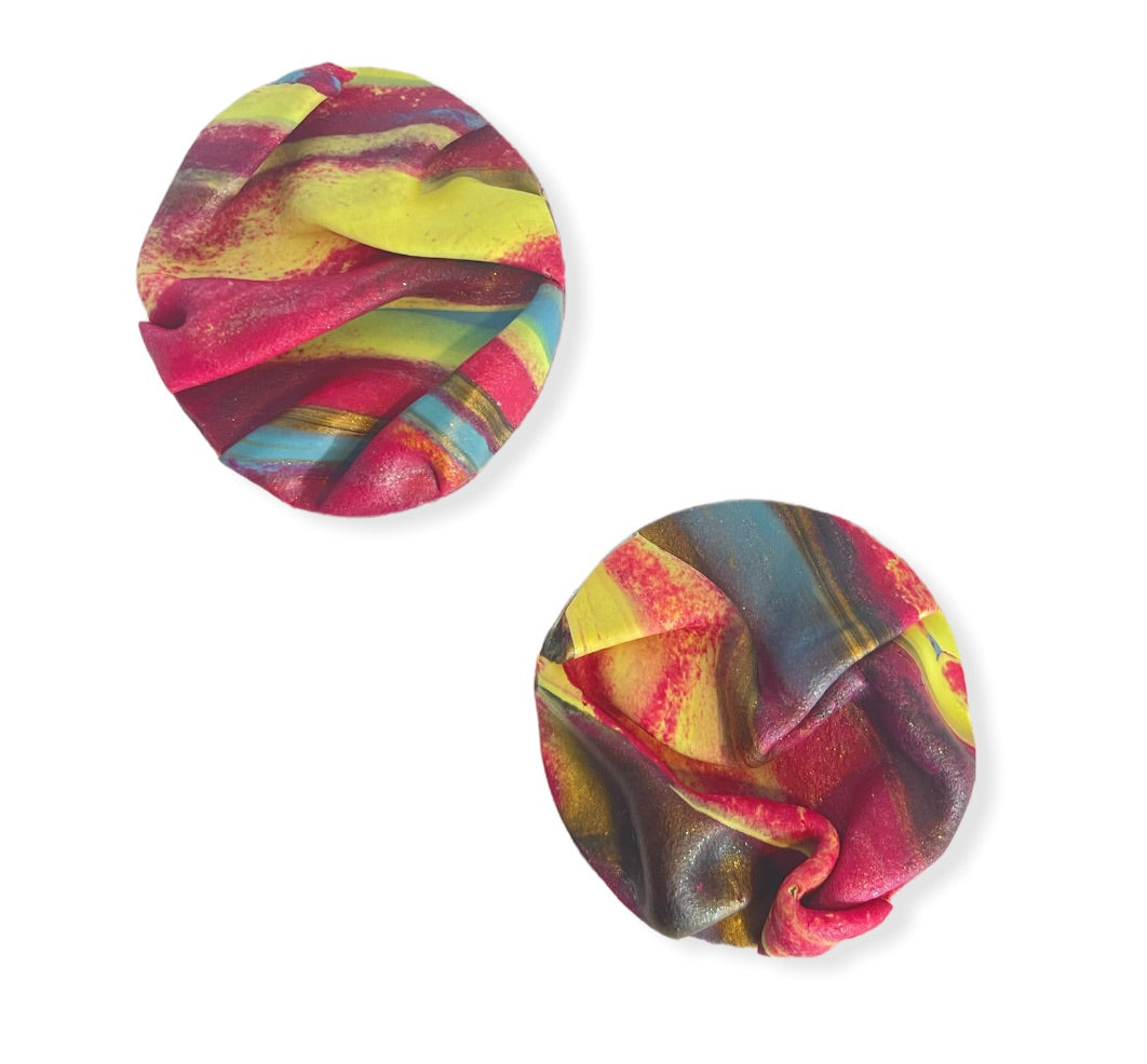 Silk round earrings