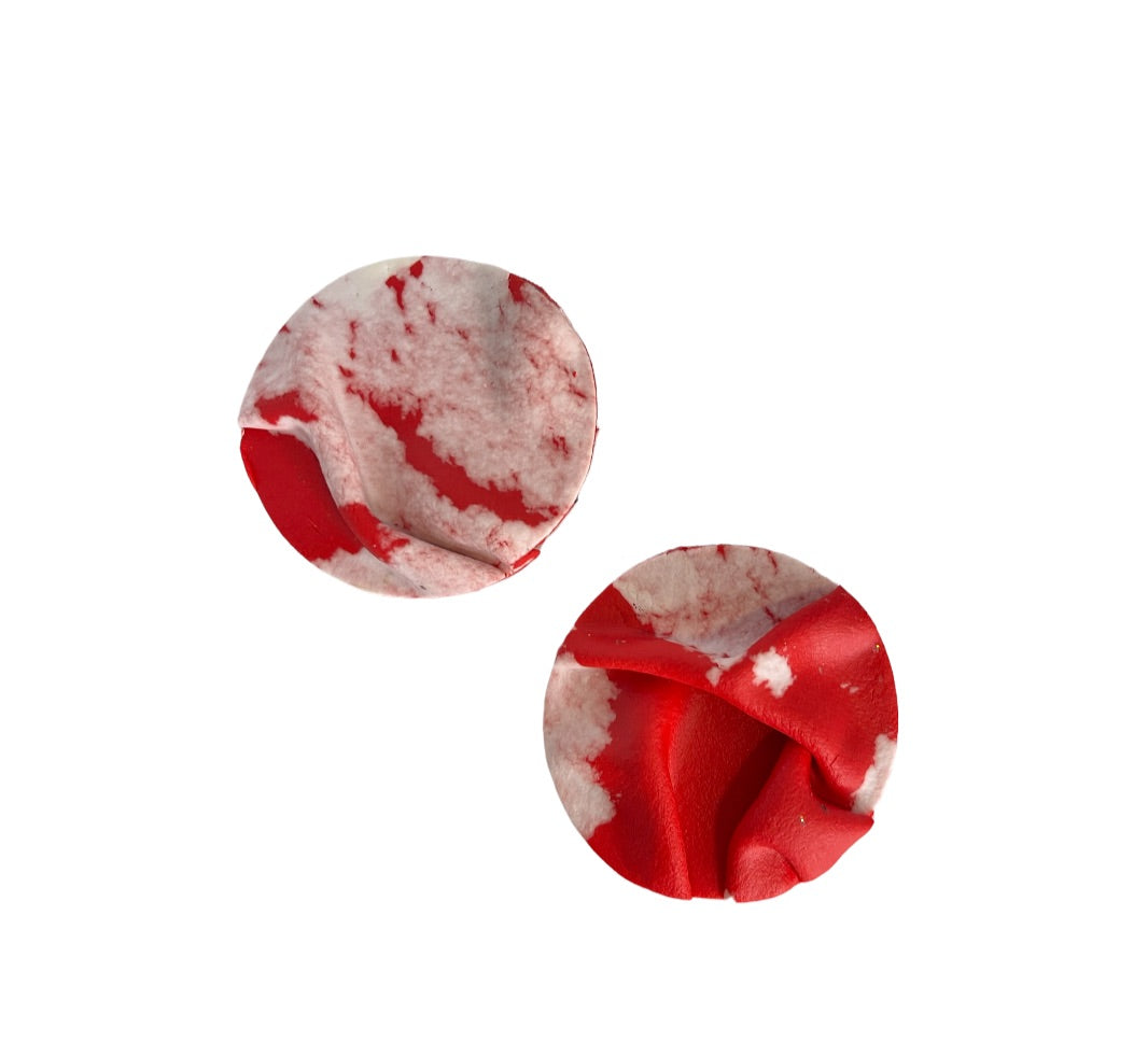 Silk round earrings