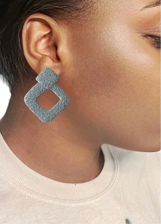 Razzle silver earrings